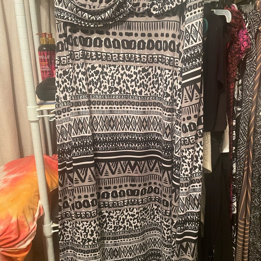 Robert Louis Black and White Maxi Skirt